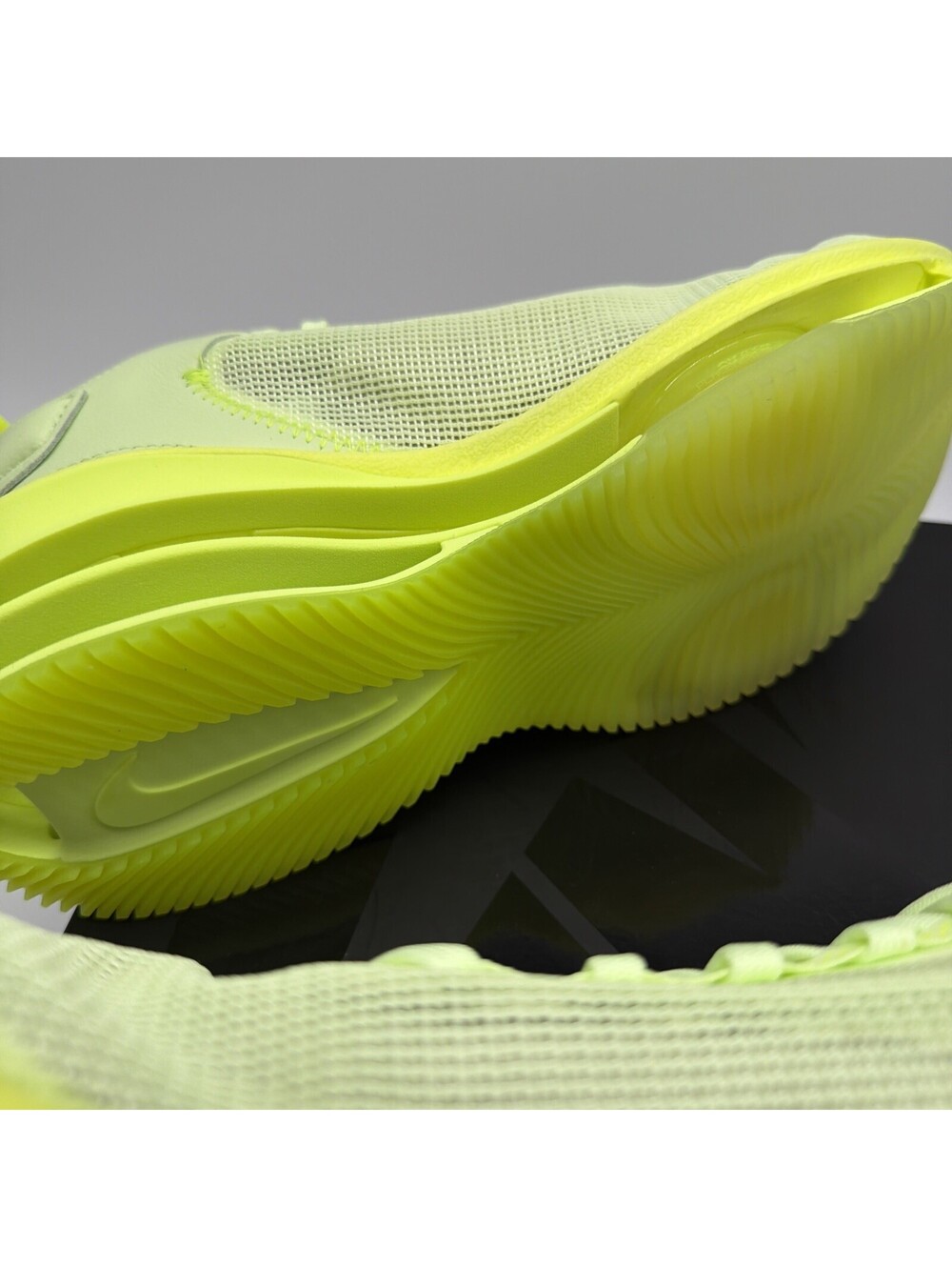 Size 9 - Nike Zoom Double Stacked Barely Volt W - Picture 10 of 11